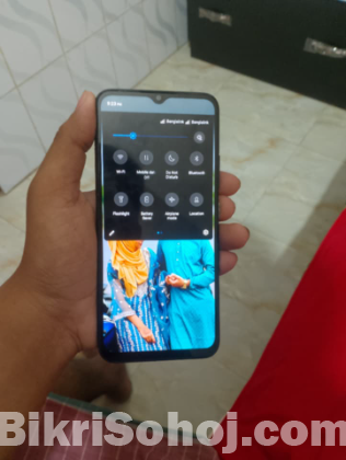 Realme c21y